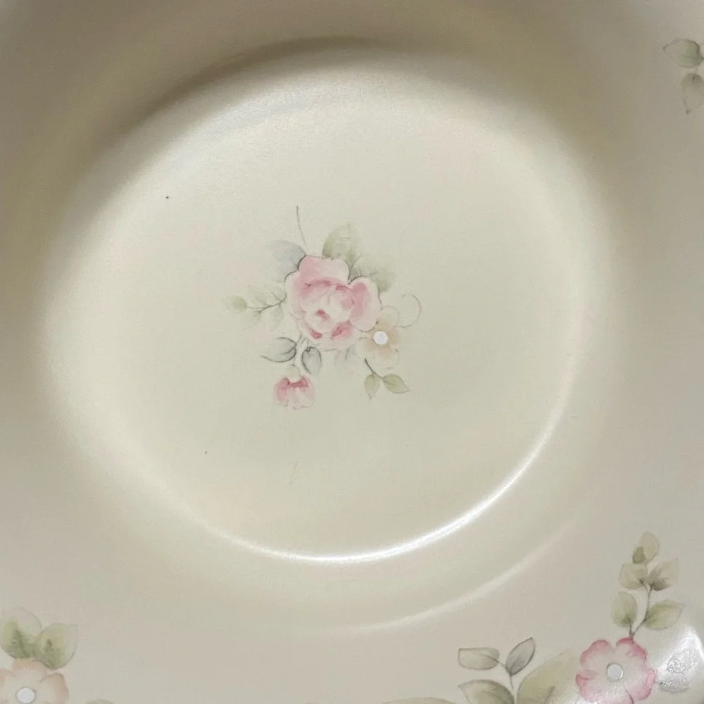 Vintage Pfaltzgraff Tea Rose Ruffled Scalloped Rim Vegetable Serving Bowl